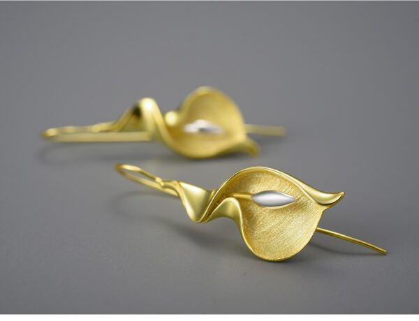 Dangle Long Earrings ,Hanging New Calla Lily Flower, Of 925 Sterling Silver. - Image 6