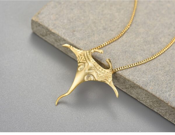 Manta Ray Fish Necklace , Made Of 925 Silver, Plated With 18k Gold. - Image 7